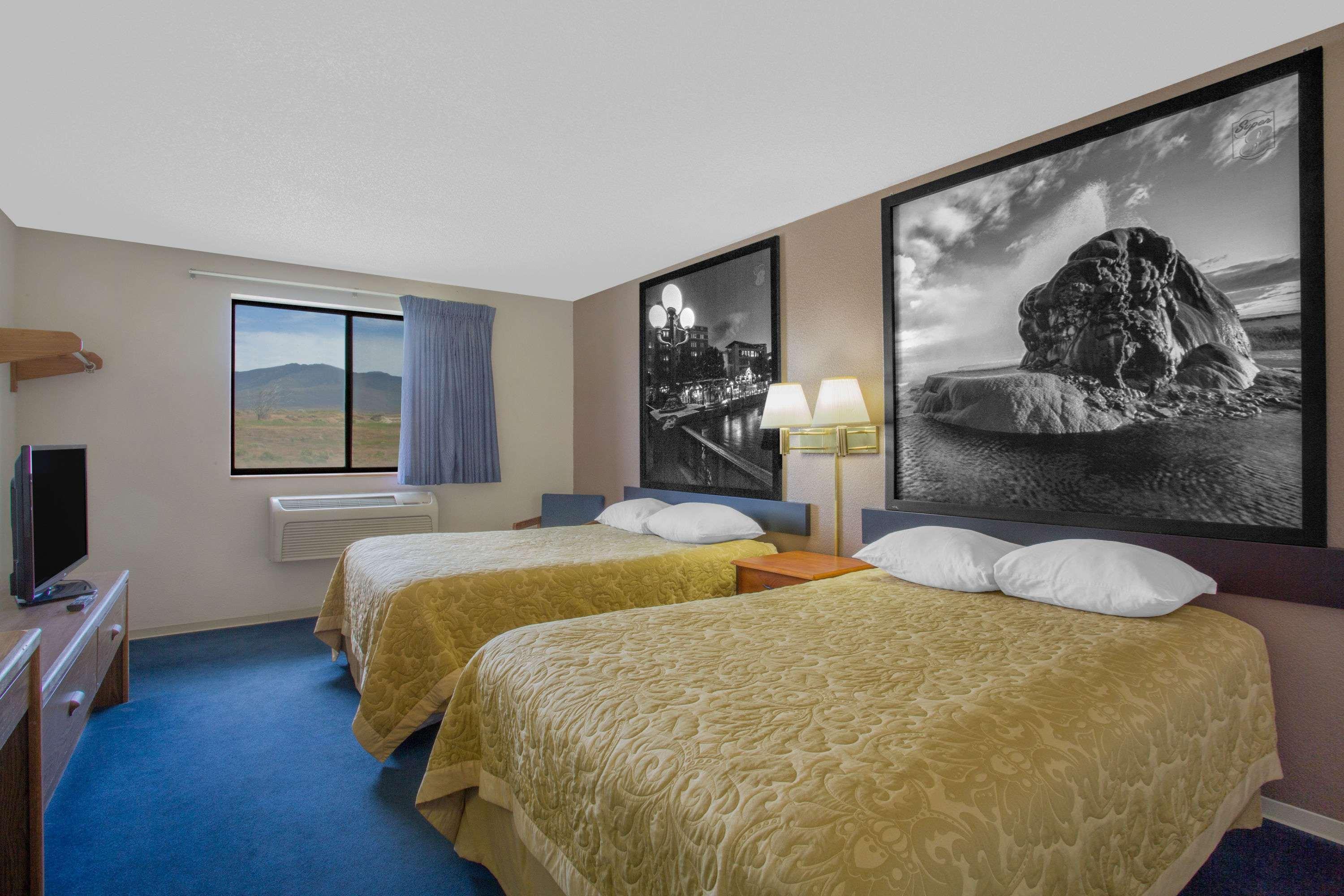 Super 8 By Wyndham Winnemucca Nv Екстер'єр фото